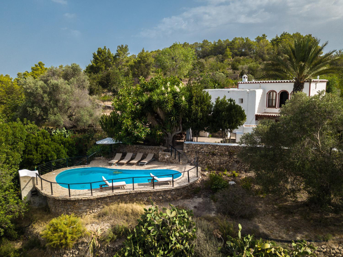 Others 3, Villa Historica, Baleares