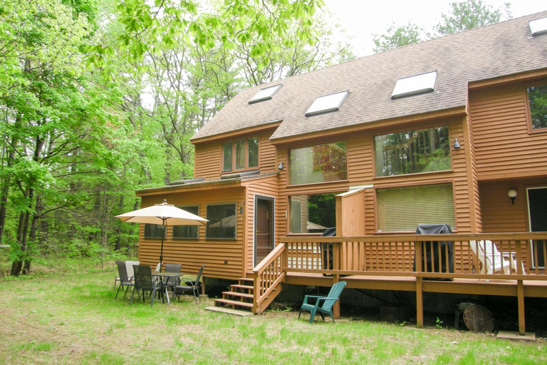 43 Fox Run, Carroll
