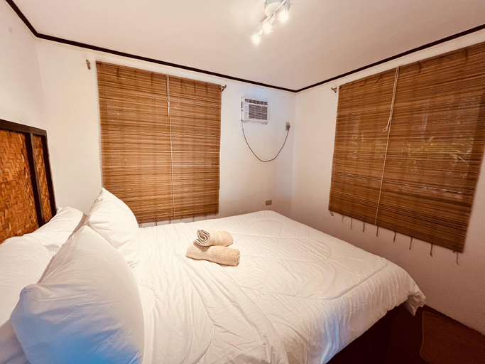 Bedroom 2, Villa Milagros Dive Inn Anilao Batangas, Mabini