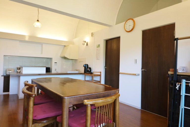 Dining Room 4