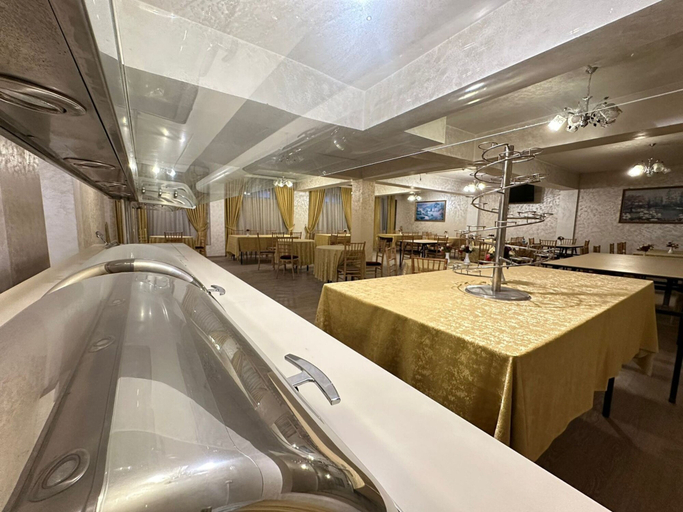 Food & Drinks 5, The Family Hotel, Baku