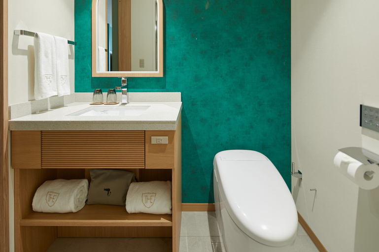 Bathroom 8