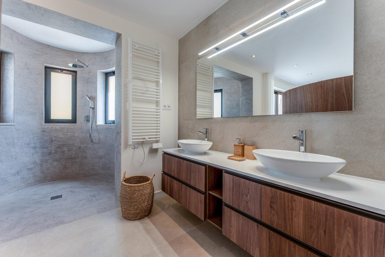 Bathroom 2, Villa Natura by Algarve Holidays, Loulé