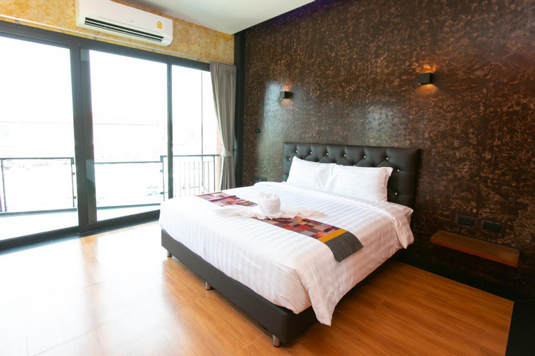 Bedroom 14