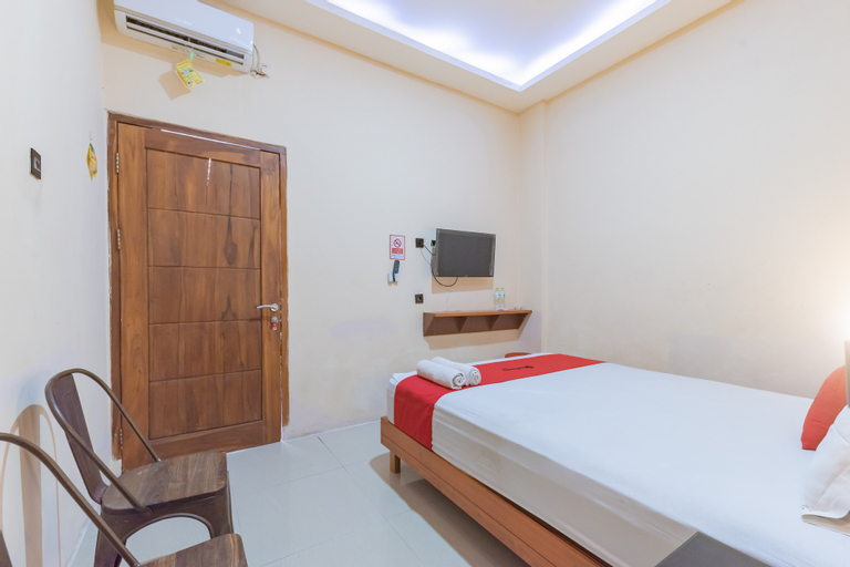 Bedroom 8