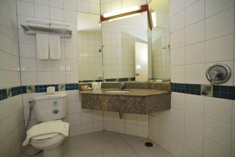Bathroom 5