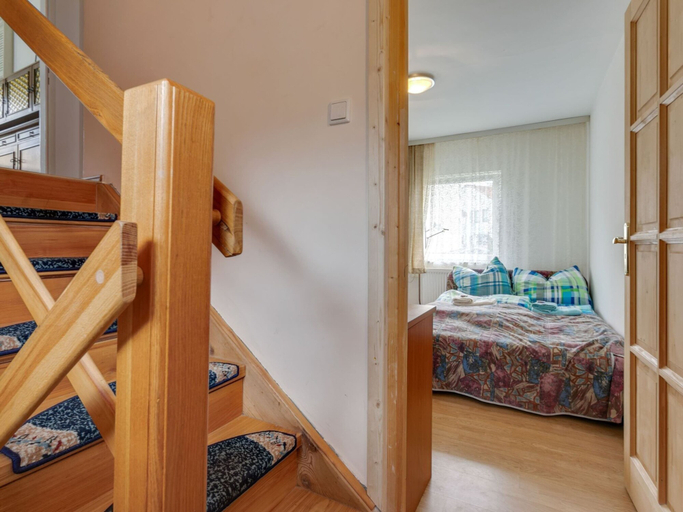 Bedroom 4, Lively Holiday Home in Wien With Private Garden, Wien