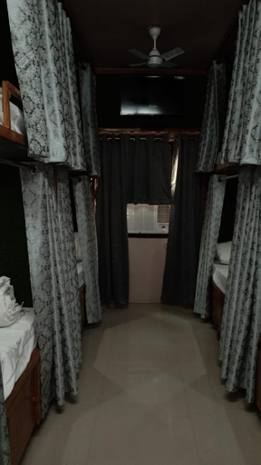 Others 3, Shree Madhvam Dormitory, Varanasi