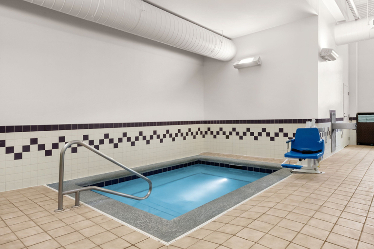 Sport & Beauty 5, Springhill Suites by Marriott Fairbanks, Fairbanks North Star