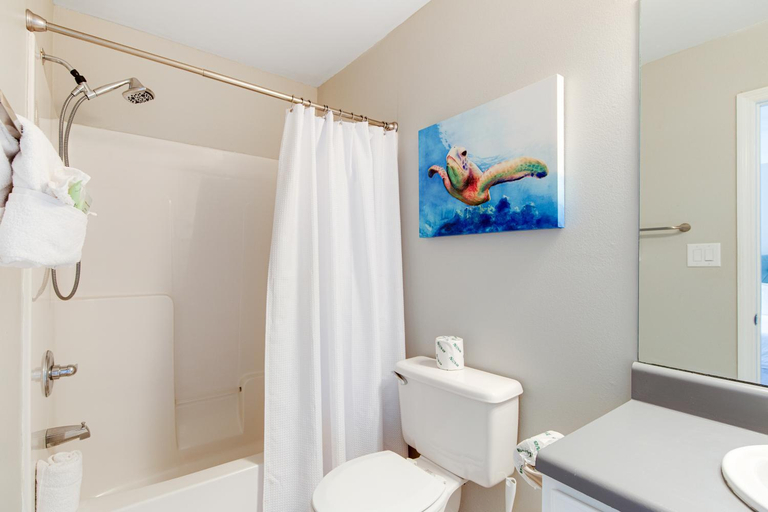 Bathroom 4, Coastal Bliss, Walton