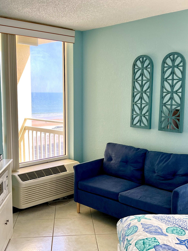 Room 2, Sea Glass - Ocean View at Symphony Beach Club, Volusia