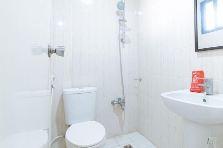 Bathroom 19