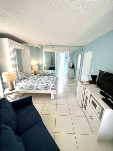 Room 5, Sea Glass - Ocean View at Symphony Beach Club, Volusia