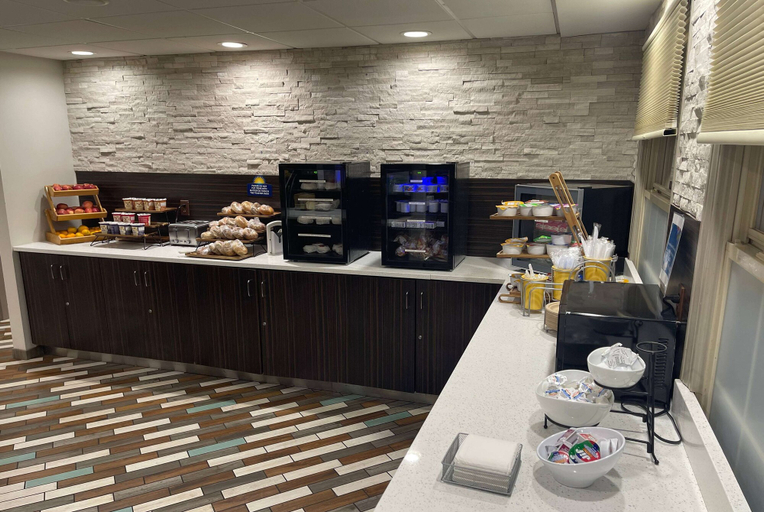 Food & Drinks 5, Days Inn by Wyndham Wilmington/Brandywine, New Castle