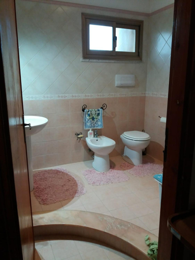 Bathroom, Villa Summer, Palermo