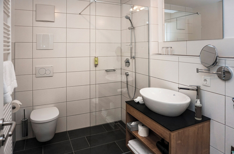 Bathroom 3, Alpin Lodges Oberjoch, Oberallgäu