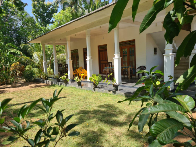 Others 3, Thuruliya Residence, Dambulla