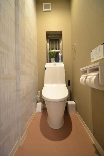 Bathroom 4, STAYBB OSAKA Dekijima Guest House|20mins to Namba, Osaka
