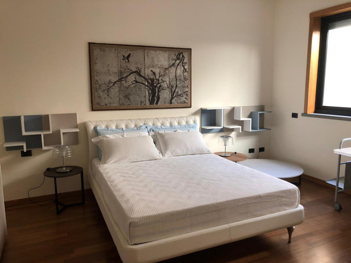 Others 2, Lanna b&b, Lecce