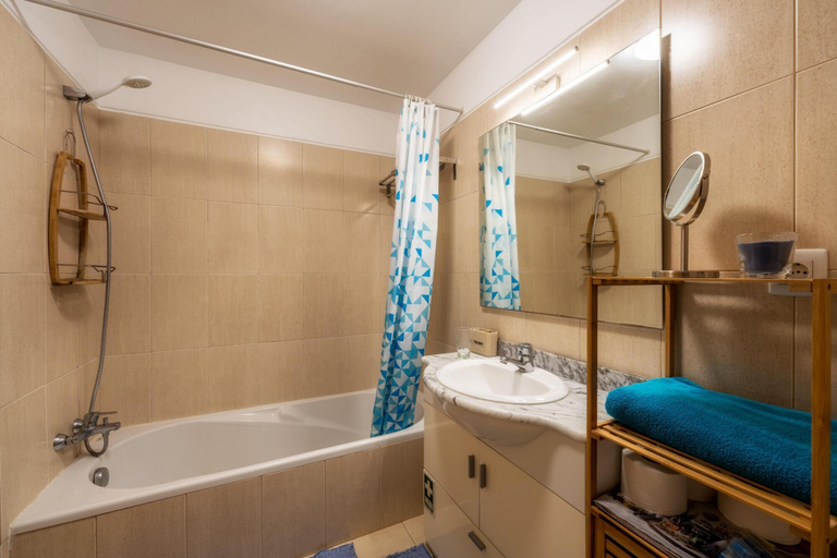 Bathroom, Sea View by Atlantic Holiday, Santa Cruz