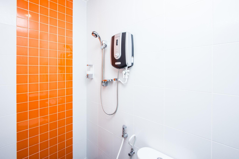 Bathroom 7