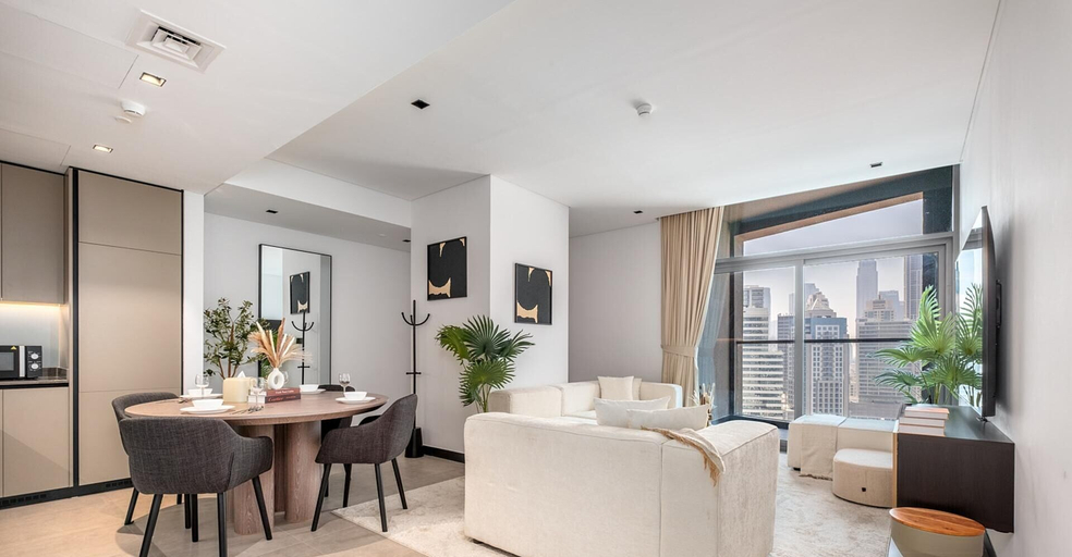 Others 5, Luxurious 2BR w/ Waterfront and Burj Khalifa View, Dubai