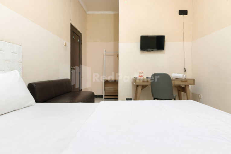 Bedroom 13
