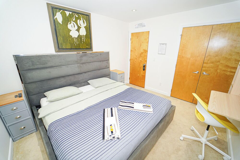 Bedroom 3, Illuminati Guest House, Capital