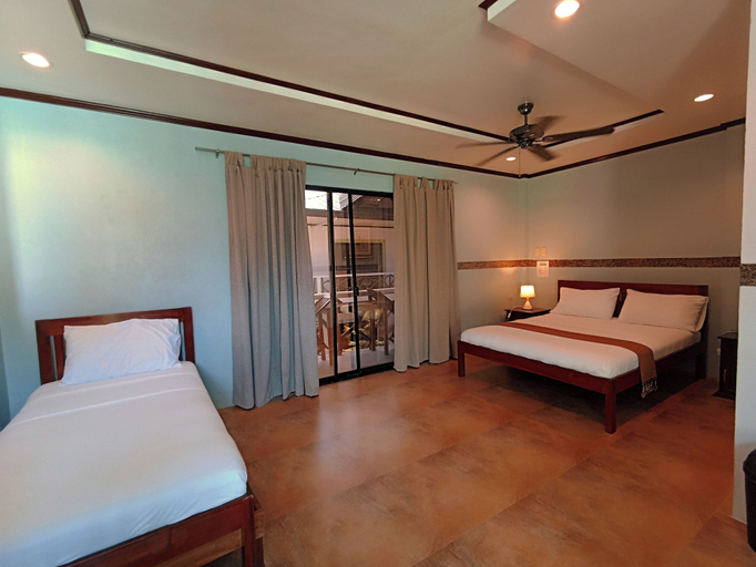 Bedroom 3, Hotel Oasis Port Barton, San Vicente