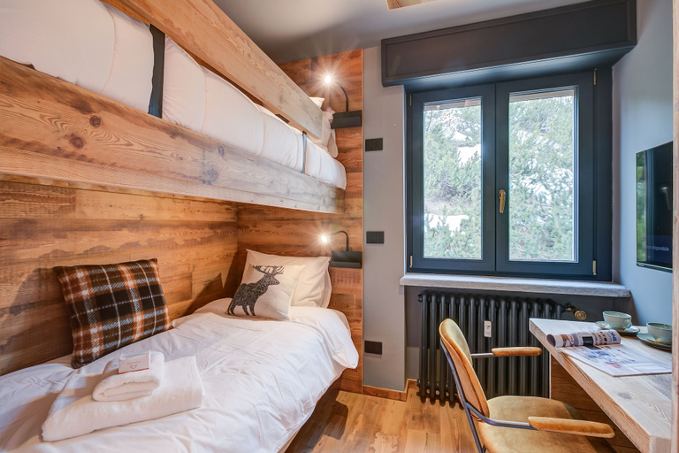 Room 5, Simona Luxuryapartment few Steps From ski, Torino