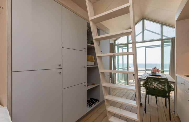 Living room 4, House in Dishoek With Sea Views, Veere