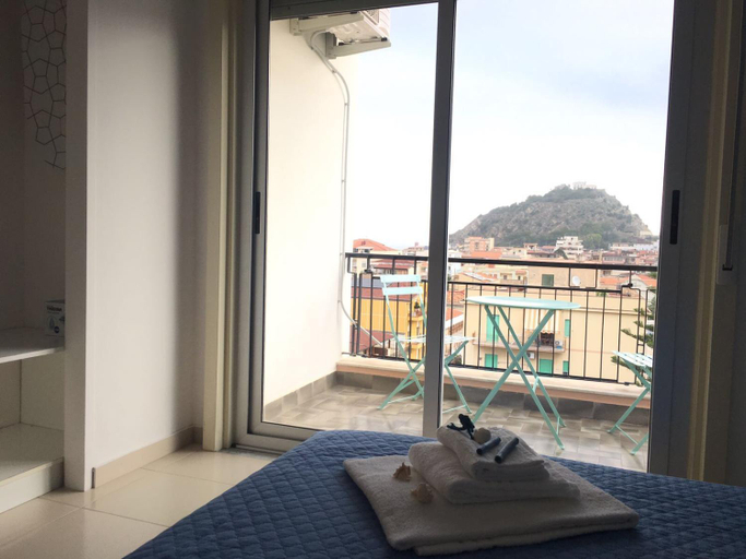Others 4, Blue Sky Apartments, Messina