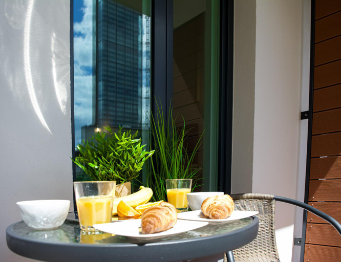 Food & Drinks 5, Warsaw Seasons by Alluxe Boutique Apartments, Warsaw