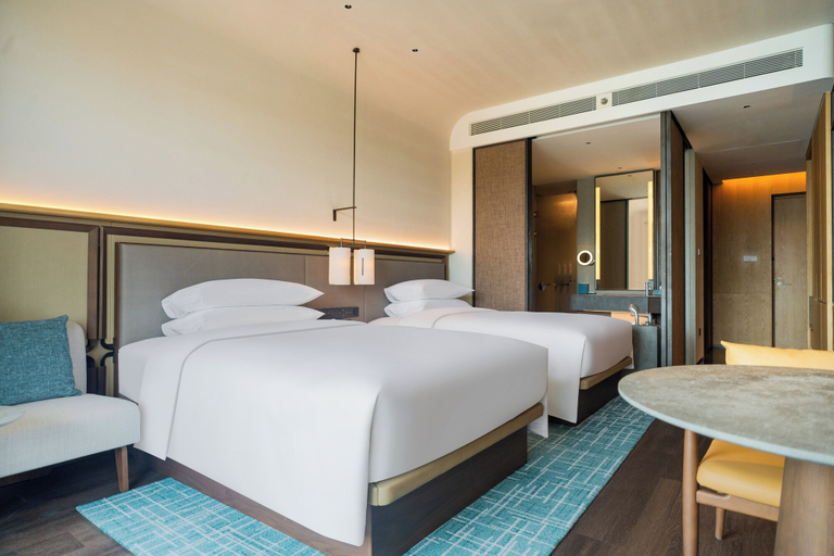 Bedroom 3, Zhuhai Dong'Ao Island Marriott Resort And Spa, Zhuhai