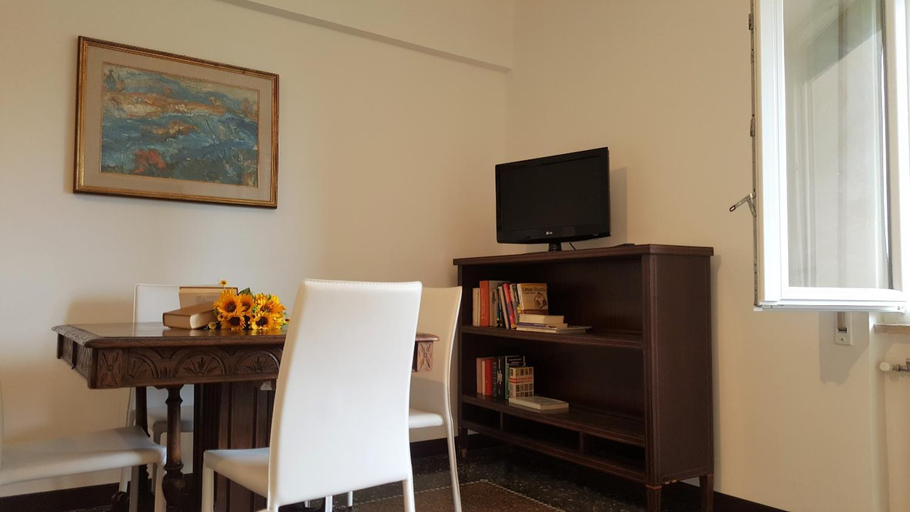 Others 4, Casa Barbara by Holiday World, Genova
