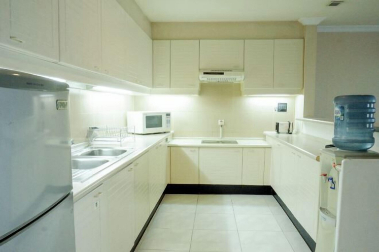Dining Room 8