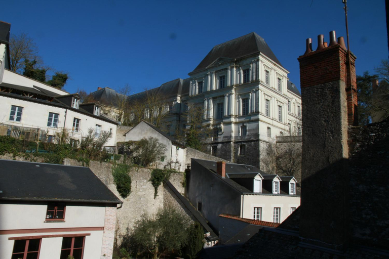 Exterior 1