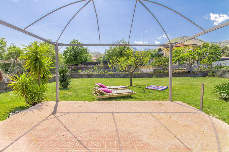 Room 5, Villa With Volcano View, Catania