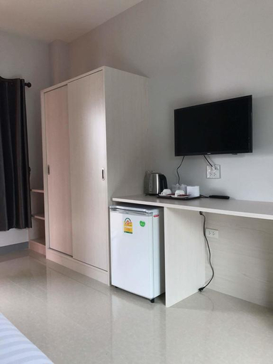 Bedroom 16