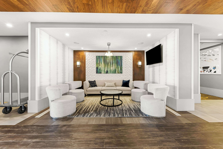 Others 5, Best Western Plus Airdrie Gateway, Division No. 6