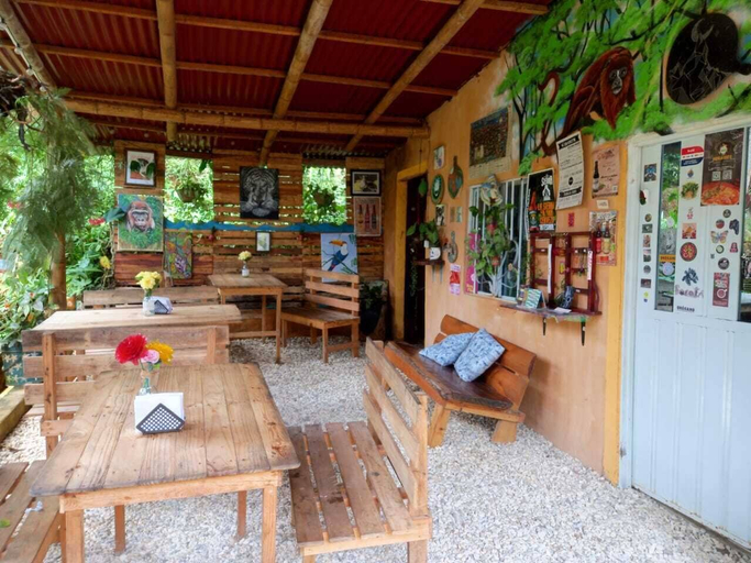Food & Drinks, tukamping, Santa Marta (Dist. Esp.)
