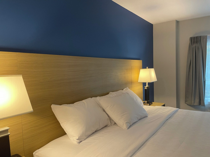 Bedroom 2, Baymont by Wyndham Gold River, Comox-Strathcona
