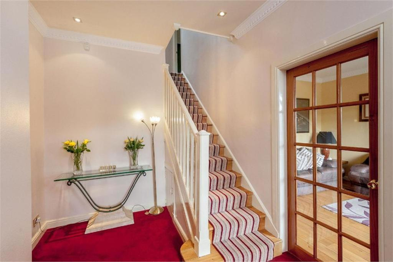 Others 5, Hillhouse, Edinburgh