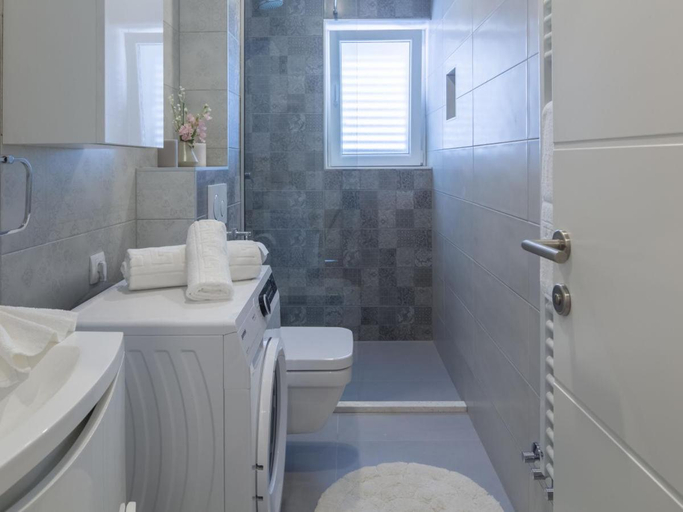 Bathroom 4, Apartment Villa Franko Maris by Makarska Exklusiv, Podstrana