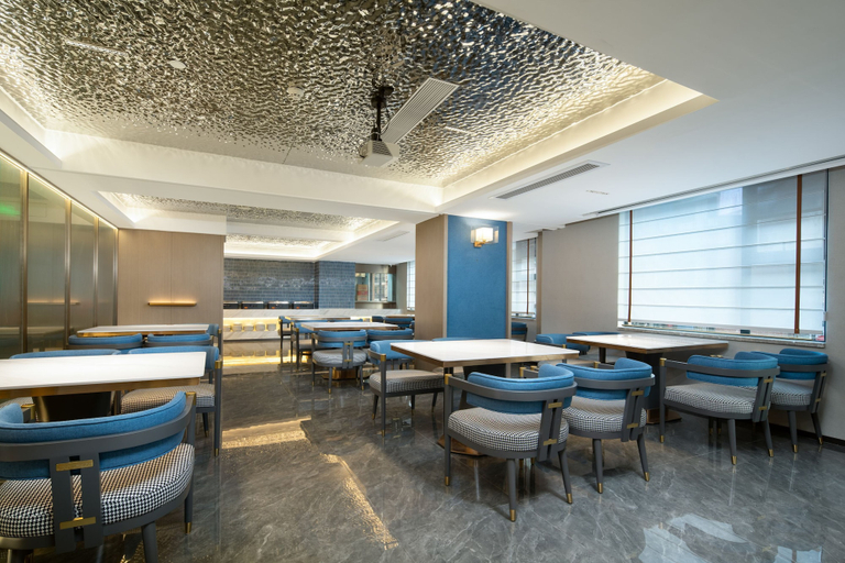 Food & Drinks 5, Yizhi Hotel Changgang Metro Station - Free Shuttle Bus during Canton Fair, Guangzhou