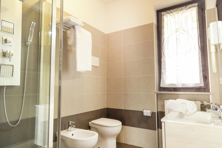 Bathroom 3, Residence Panorama La Forca, Brescia