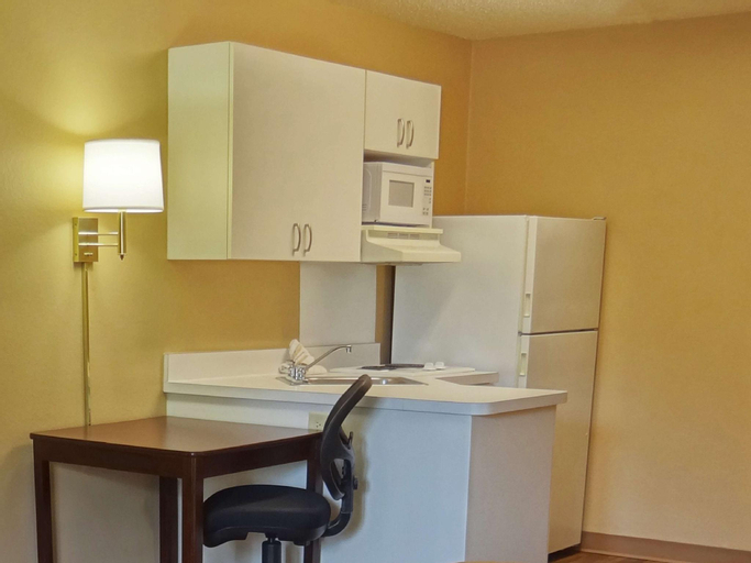 Dining Room 12