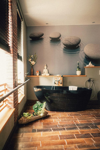 Bathroom 2, 36 Pho Co Hotel & Suites, Weimar