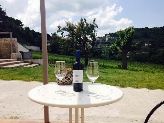 Food & Drinks 5, Bed & Wine Rocco Zambri, Foggia