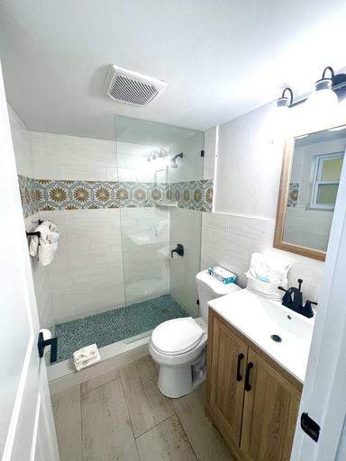 Room 5, Sugar Sands - Ocean Front at Symphony Beach Club, Volusia